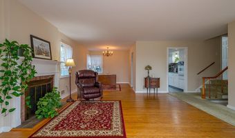 7 Harbor View Dr, Atlantic Highlands, NJ 07716