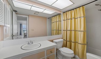 169 Atlantis Blvd 205, Atlantis, FL 33462