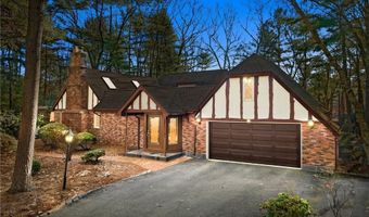 12 Georgiana Dr, Cumberland, RI 02864