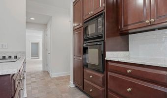 1006 Spring Hill Dr, Albany, GA 31721