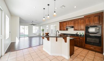 2017 Hollywell St, Las Vegas, NV 89135