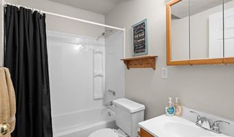 514 S Wheatfield Ln, Ammon, ID 83406