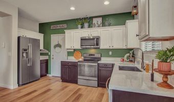 1806 W TWAIN Dr, Anthem, AZ 85086