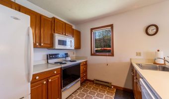 15 Manor Estates Dr 1, Bristol, NH 03222