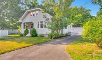 29 Firglade Ave, East Providence, RI 02915