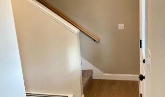 49 Woodbrey Ln, Standish, ME 04084