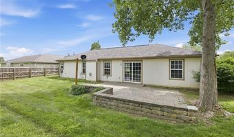 218 Hillside Dr, Baldwin City, KS 66006