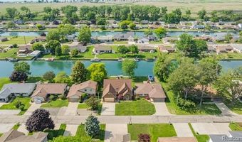 7236 Bluebill St, Algonac, MI 48001