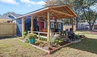 507 E Pine St, Atmore, AL 36502