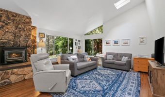 903 Redwood Dr, Aptos, CA 95003