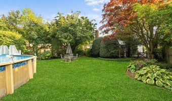 91 Ireland Pl, Amityville, NY 11701