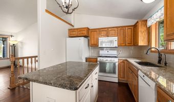 209 W Ironwood St, Brandon, SD 57005