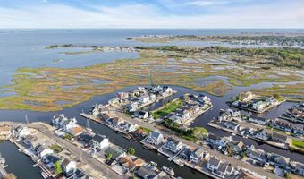 265 Cypress Dr, Bayville, NJ 08721