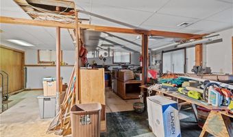 972 Reynolds Rd, Glocester, RI 02814