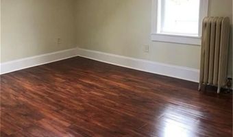 200 Woodward Ave, East Providence, RI 02914