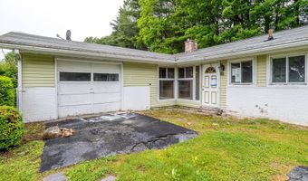 61 Barry Rd, Worcester, MA 01609