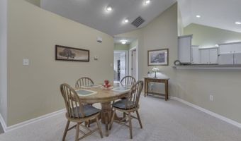 7304 Lake Lakota Pl 44, Indianapolis, IN 46217