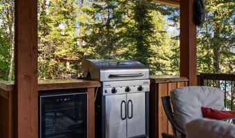 349 Echo Chalet Dr, Bigfork, MT 59911