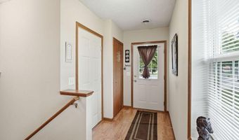 6435 157th St W, Apple Valley, MN 55124