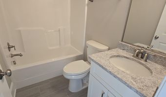 793 Fairway Rd, Ayden, NC 28513