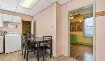 20 E 31st St, Bayonne, NJ 07002