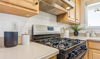 1404 Peacock Blvd, Oceanside, CA 92056
