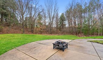 4640 Catamount Trl NE, Ada, MI 49301