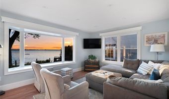 53 White Ave, East Providence, RI 02915