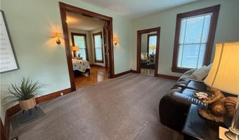 610 N 5th St, Atchison, KS 66002
