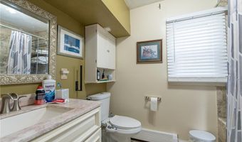 40 Cedar St, Johnston, RI 02919