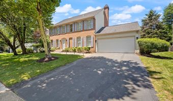 1020 WILLOWLEAF Way, Potomac, MD 20854