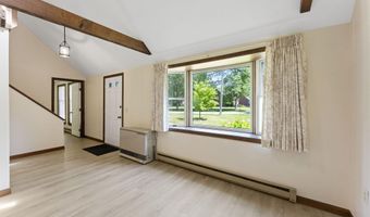 13 Cortland Cir, Bangor, ME 04401