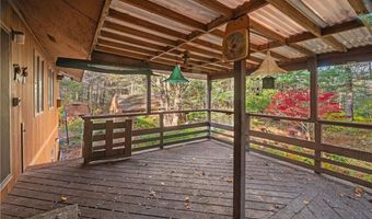 972 Reynolds Rd, Glocester, RI 02814