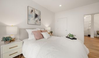 4862 EISENHOWER Ave 273, Alexandria, VA 22304