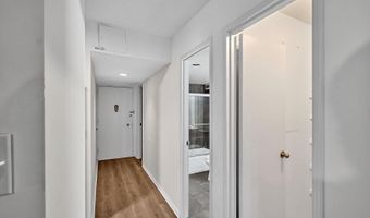 4600 S FOUR MILE RUN Dr 1212, Arlington, VA 22204