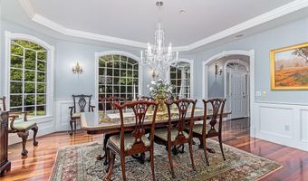 25 Westfield Dr, East Greenwich, RI 02818