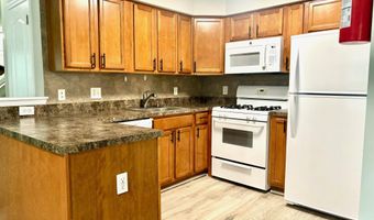 27 Oyster Bay, Absecon, NJ 08201