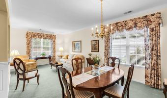 18 Powderhorn Way, Allentown, NJ 08501