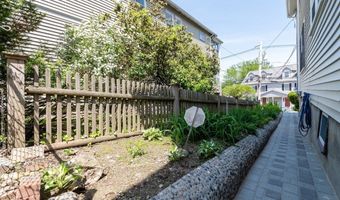 130-132 Nonantum St, Boston, MA 02135