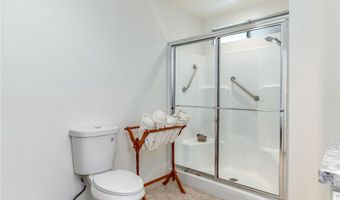 8975 Lawrence Welk 217, Escondido, CA 92026