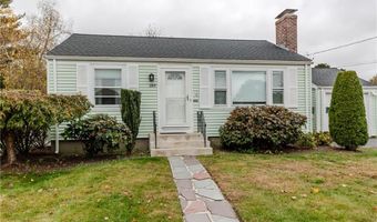 189 Poplar Dr, Cranston, RI 02920