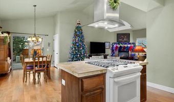 21281 Bellflower Pl, Bend, OR 97702