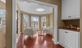 140 RIVER Dr, Appleton, WI 54915