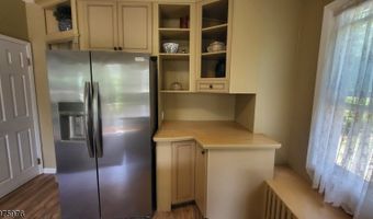 157 E Blackwell St 1, Andover, NJ 07801