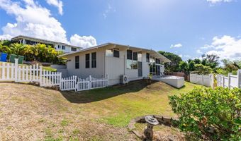 99-1019 Lauole St, Aiea, HI 96701