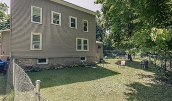 22-24 Hewitt St, Amsterdam, NY 12010