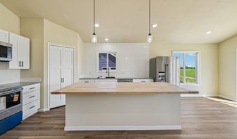 997 Bell Cir, Arlington, WI 53911