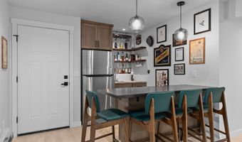 W5553 HOELZEL Way, Appleton, WI 54915