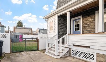 36 England St, Cumberland, RI 02864