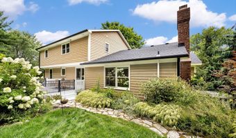 7716 Tobemory Ct SE, Ada, MI 49301